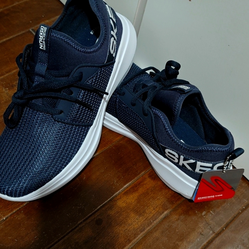 NWT Skechers air cooler giga mat size 5